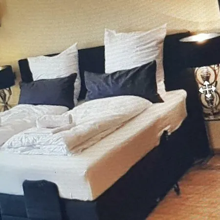 מלון Hotel-villa Lalee דרזדן