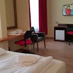 Hotel-villa Lalee فندق