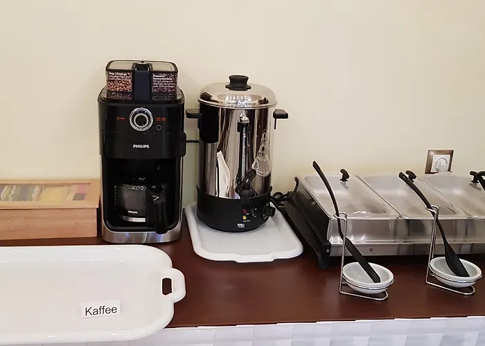 Ξενοδοχείο Hotel-villa Lalee 3*