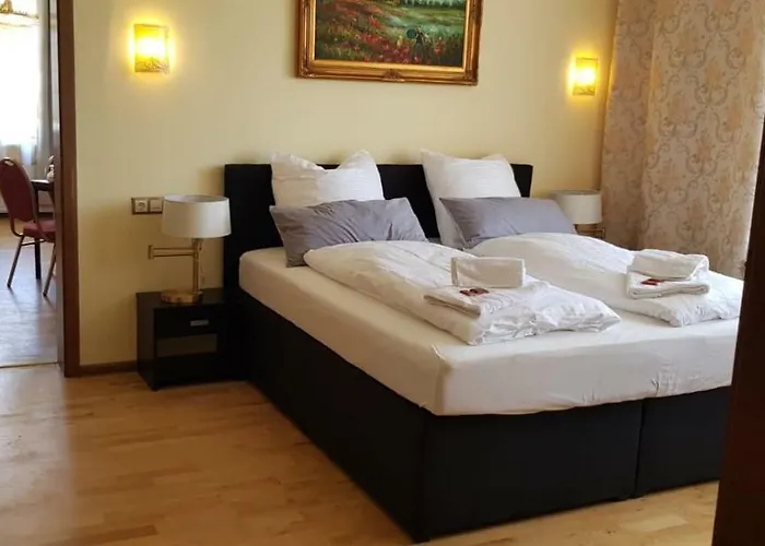 Ξενοδοχείο Hotel-villa Lalee 3*