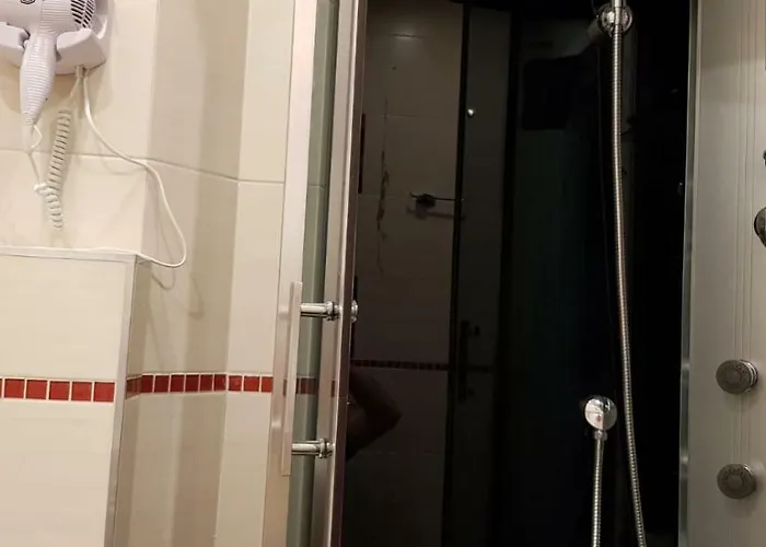 Ξενοδοχείο Hotel-villa Lalee 3*