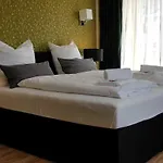Hotel-villa Lalee 3*
